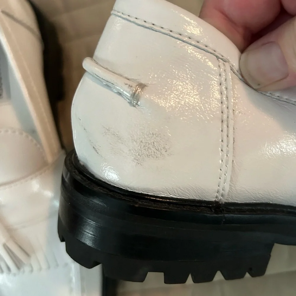 Steve Madden White Leather Upper Loafer Shoes - Picture 11 of 11